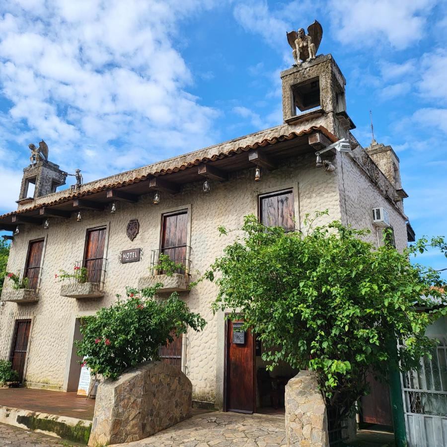 Hostal Casa De Las Gargolas Amapala Extérieur photo