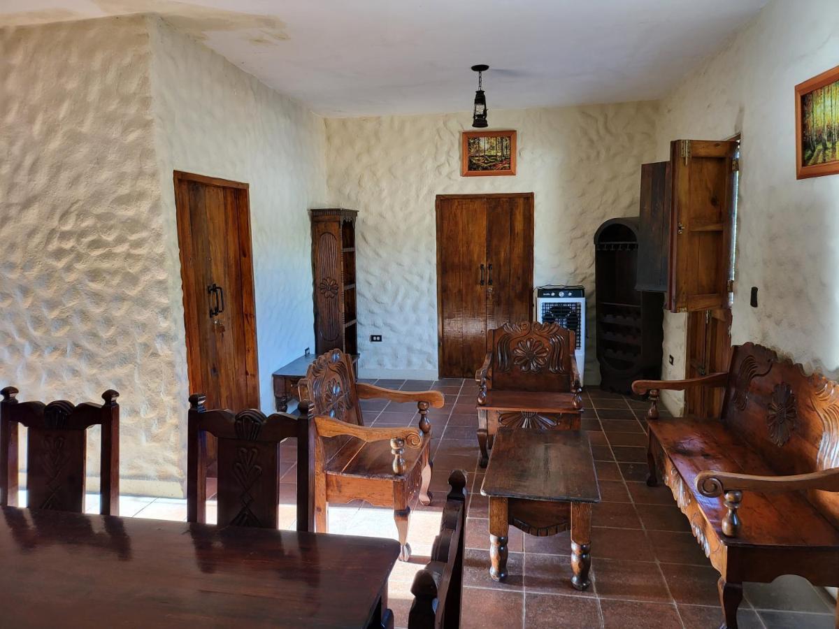 Hostal Casa De Las Gargolas Amapala Extérieur photo