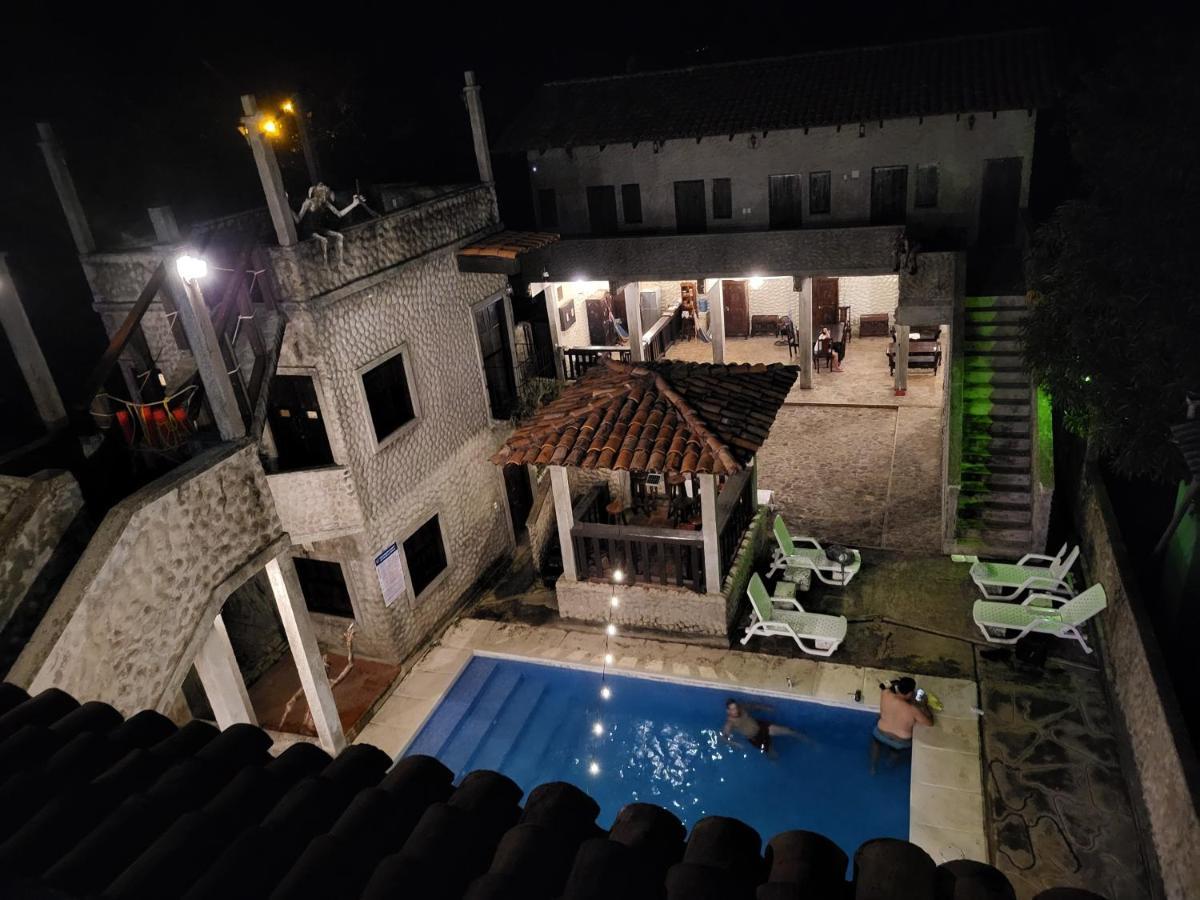 Hostal Casa De Las Gargolas Amapala Extérieur photo